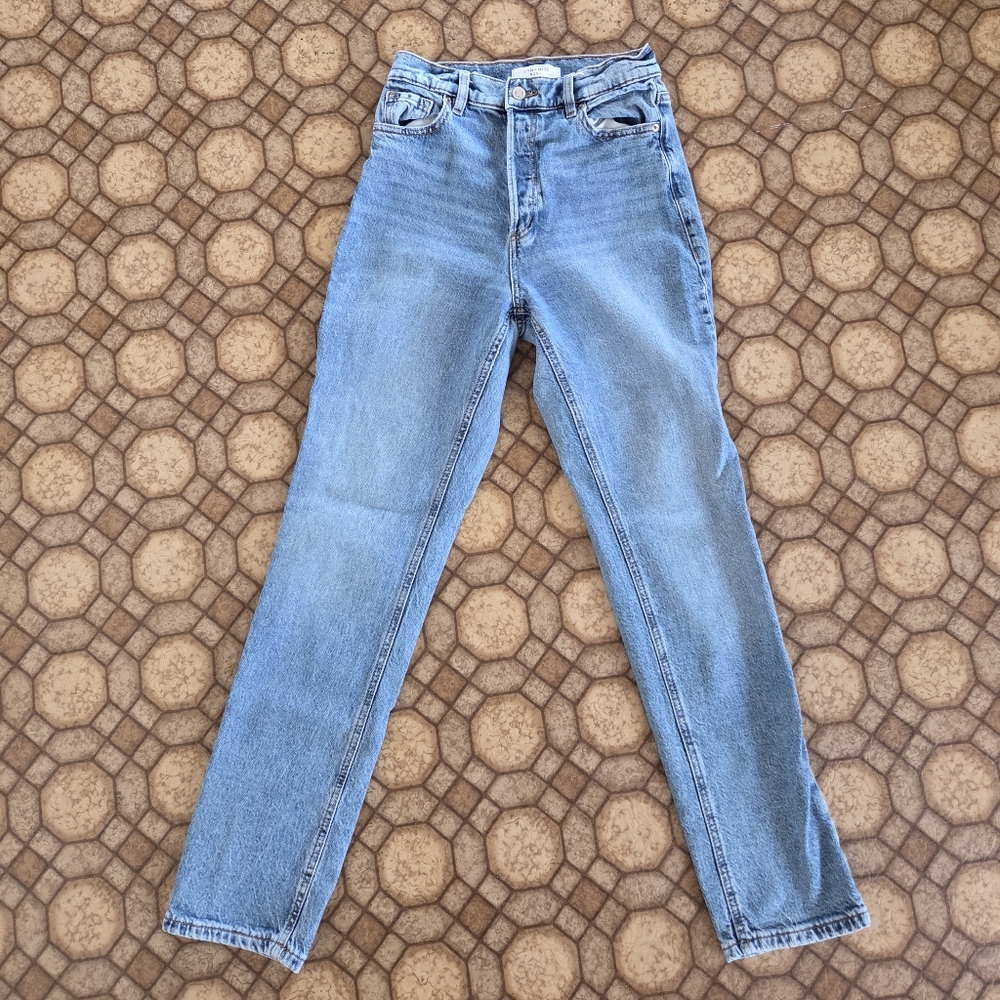 Dynamite Light Wash High-Rise Straight Jeans